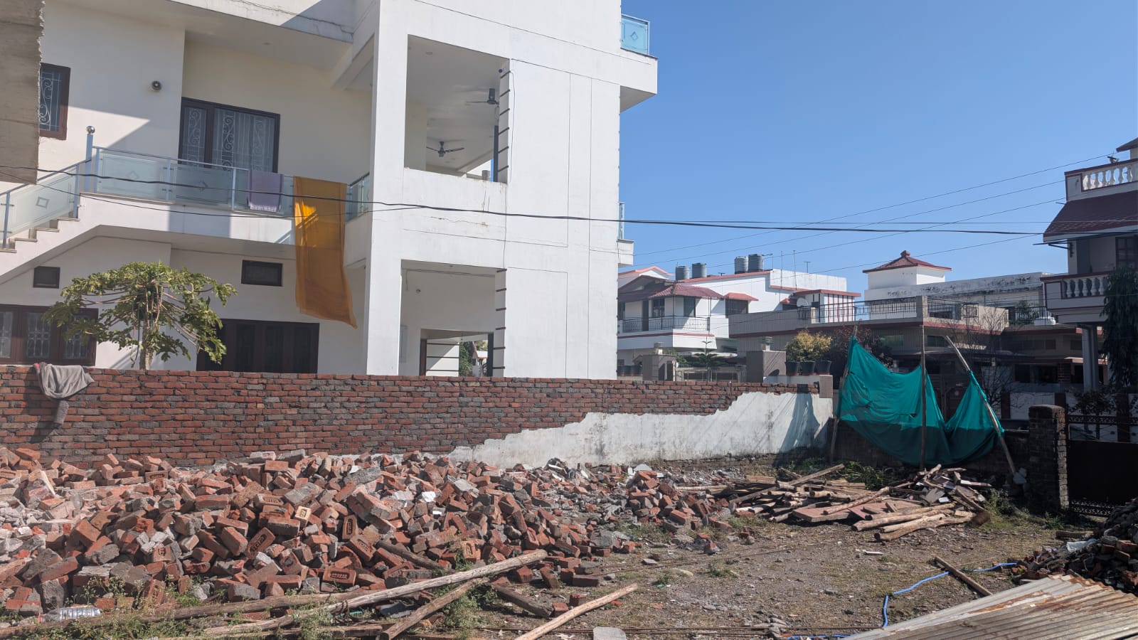 बंशीधर तिवारी का साफ संदेश: अवैध निर्माण बर्दाश्त नहीं