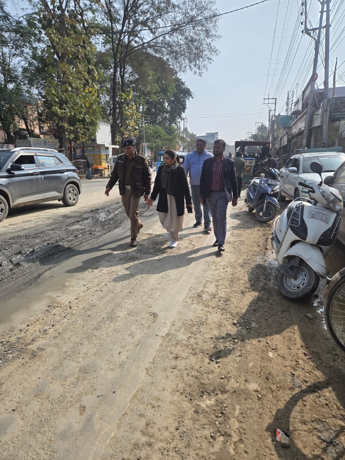 देहरादून में ज़ीरो टॉलरेंस: नियम तोड़े तो मुकदमा तय – DM सविन बंसल