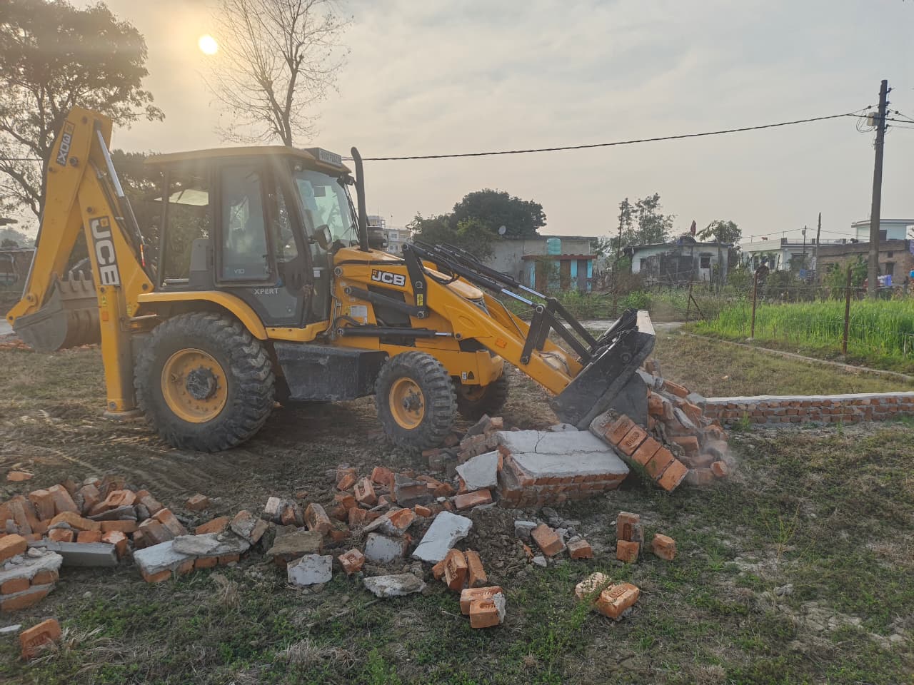 ऋषिकेश में अवैध प्लाटिंग पर कड़ा प्रहार — बंशीधर तिवारी के नेतृत्व में एमडीडीए की बड़ी कार्रवाई
