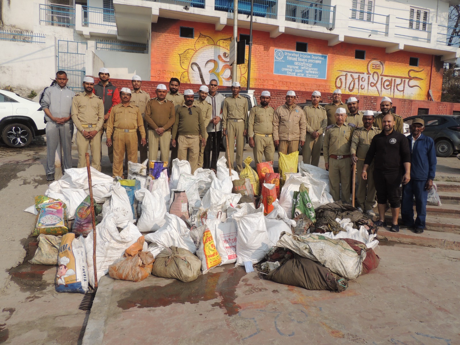 त्रिवेणी घाट से देशभर तक गूंजा पर्यावरण संरक्षण का संदेश