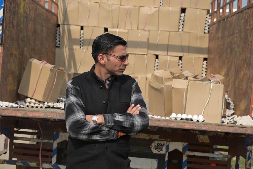 बाल श्रमिक से लेकर एक्सपायरी राशन तक… डीएम सविन बंसल की छापेमारी में खुलीं कई परतें