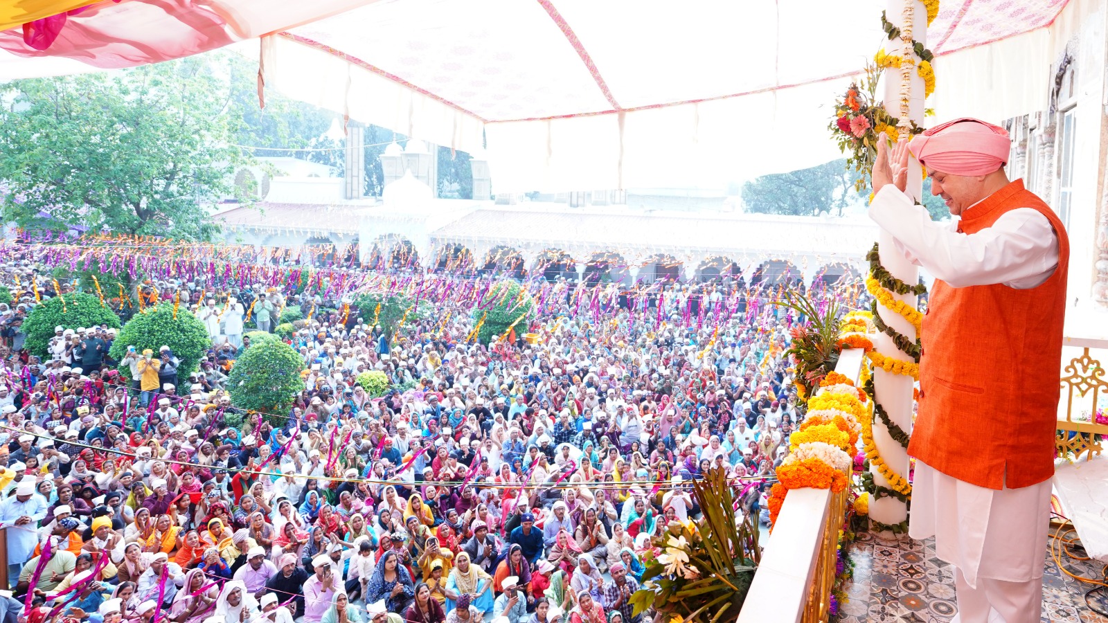 ऐतिहासिक श्री झण्डा जी मेले में उमड़ी लाखों संगत, श्री दरबार साहिब में आज मुख्य आयोजन