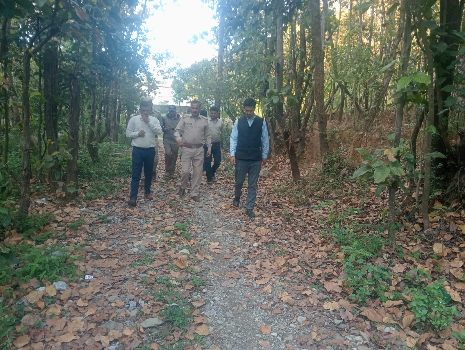 वन संरक्षण नियमों की अनदेखी पड़ी भारी, वन विभाग मसूरी ने दिखाई सख्ती