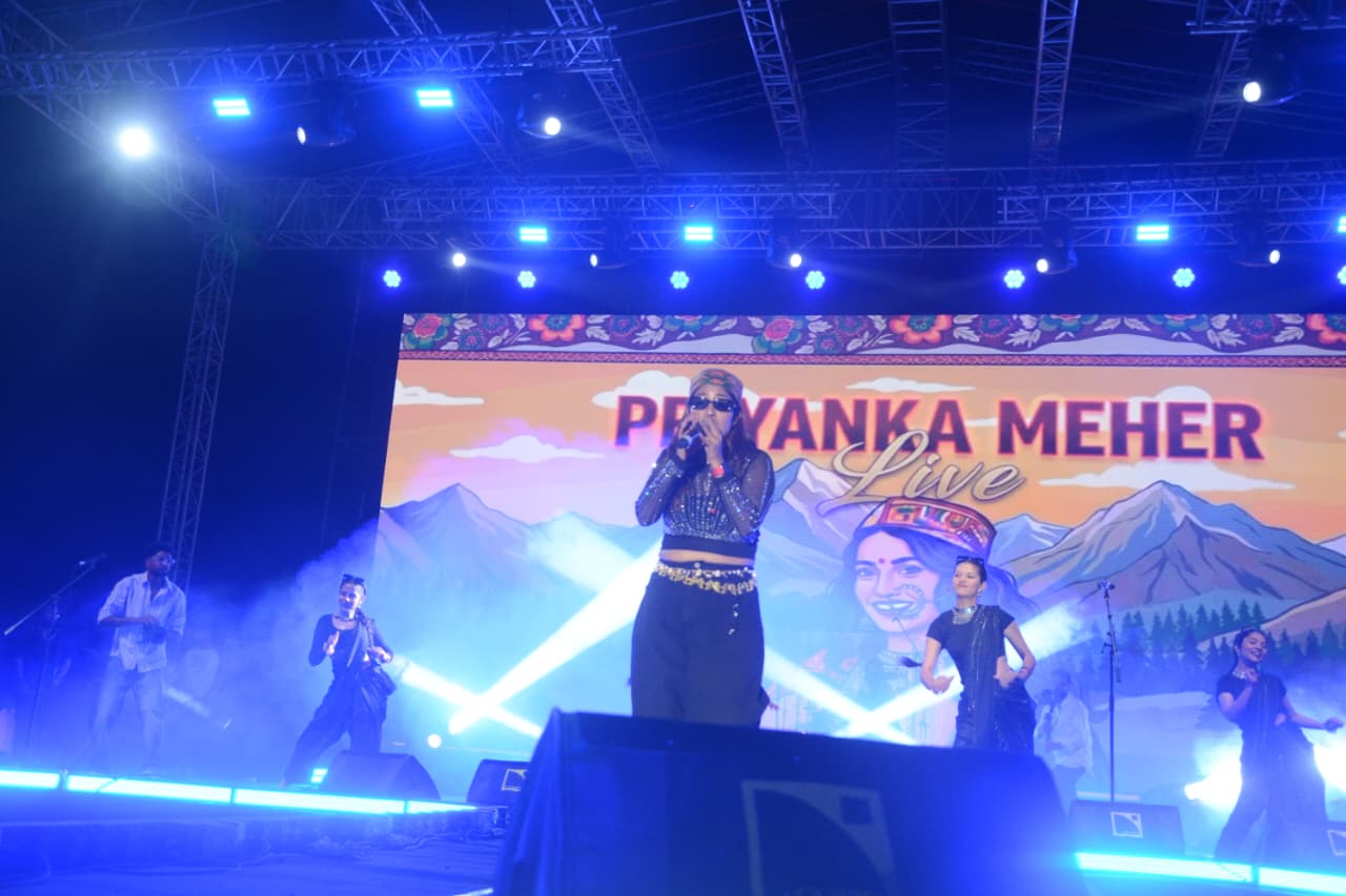 SGRRU में संगीत और परंपरा का संगम, डीजे बीट्स के साथ यादगार बना पहला दिन