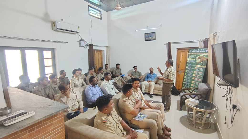 नरेन्द्रनगर वन विभाग ने फील्ड स्टाफ को दिया आधुनिक रेस्क्यू और आपदा प्रबंधन प्रशिक्षण