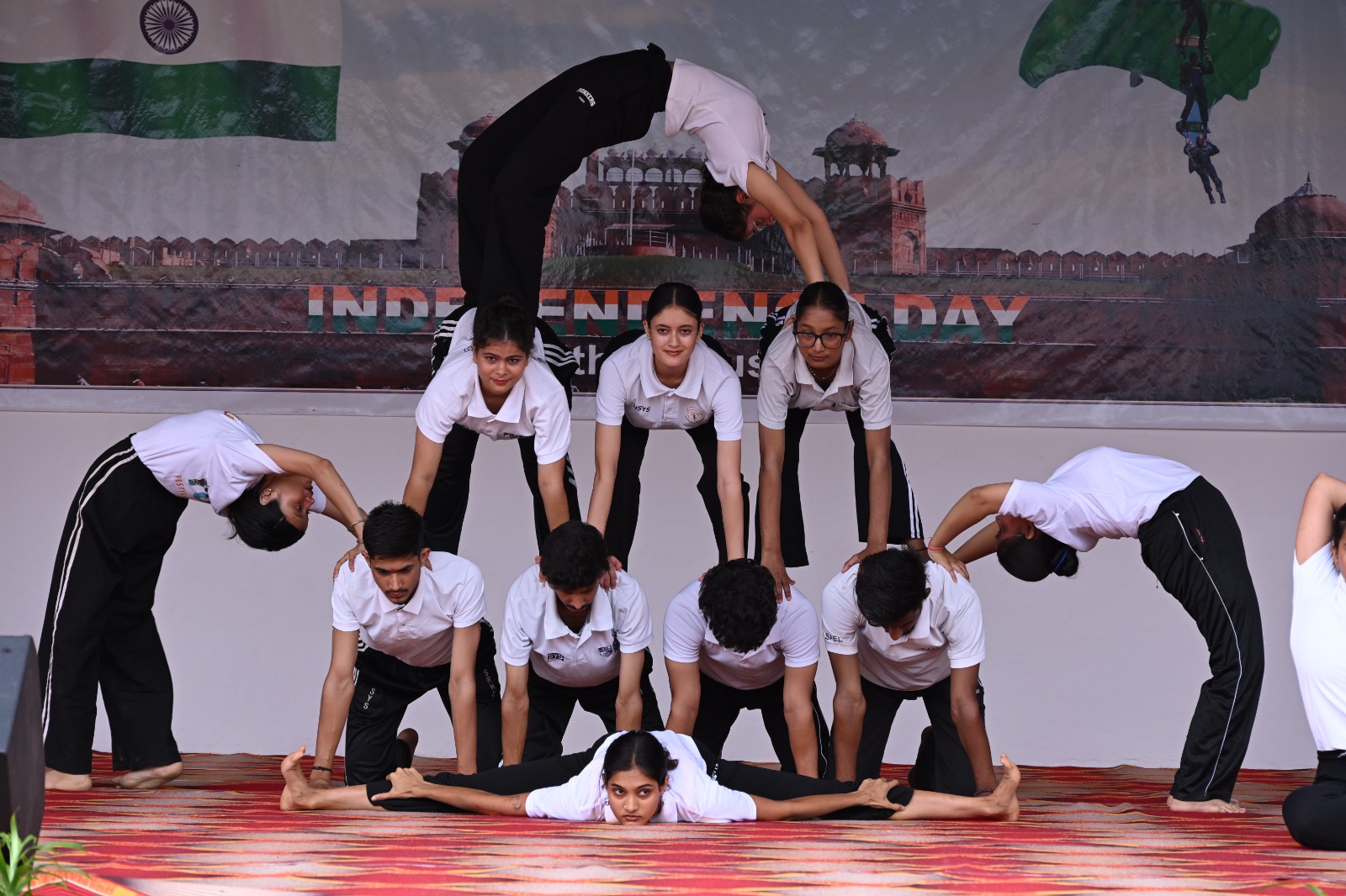 एसआरएचयू अध्यक्ष डॉ. विजय धस्माणा का आह्वान—ईमानदारी और कर्तव्यनिष्ठा से ही बनेगा विकसित भारत