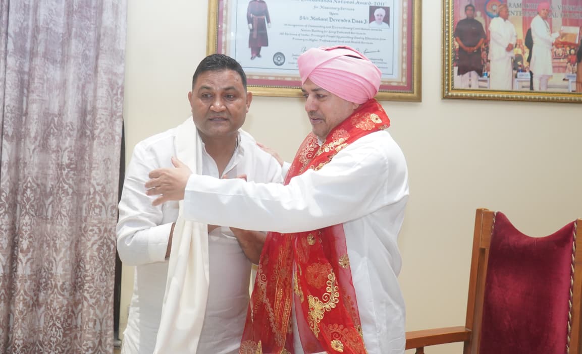 एसजीआरआर ग्रुप की सेवाओं का कुमाऊँ तक होगा विस्तार, श्री दरबार साहिब में मंत्री ने दिया सहयोग का भरोसा