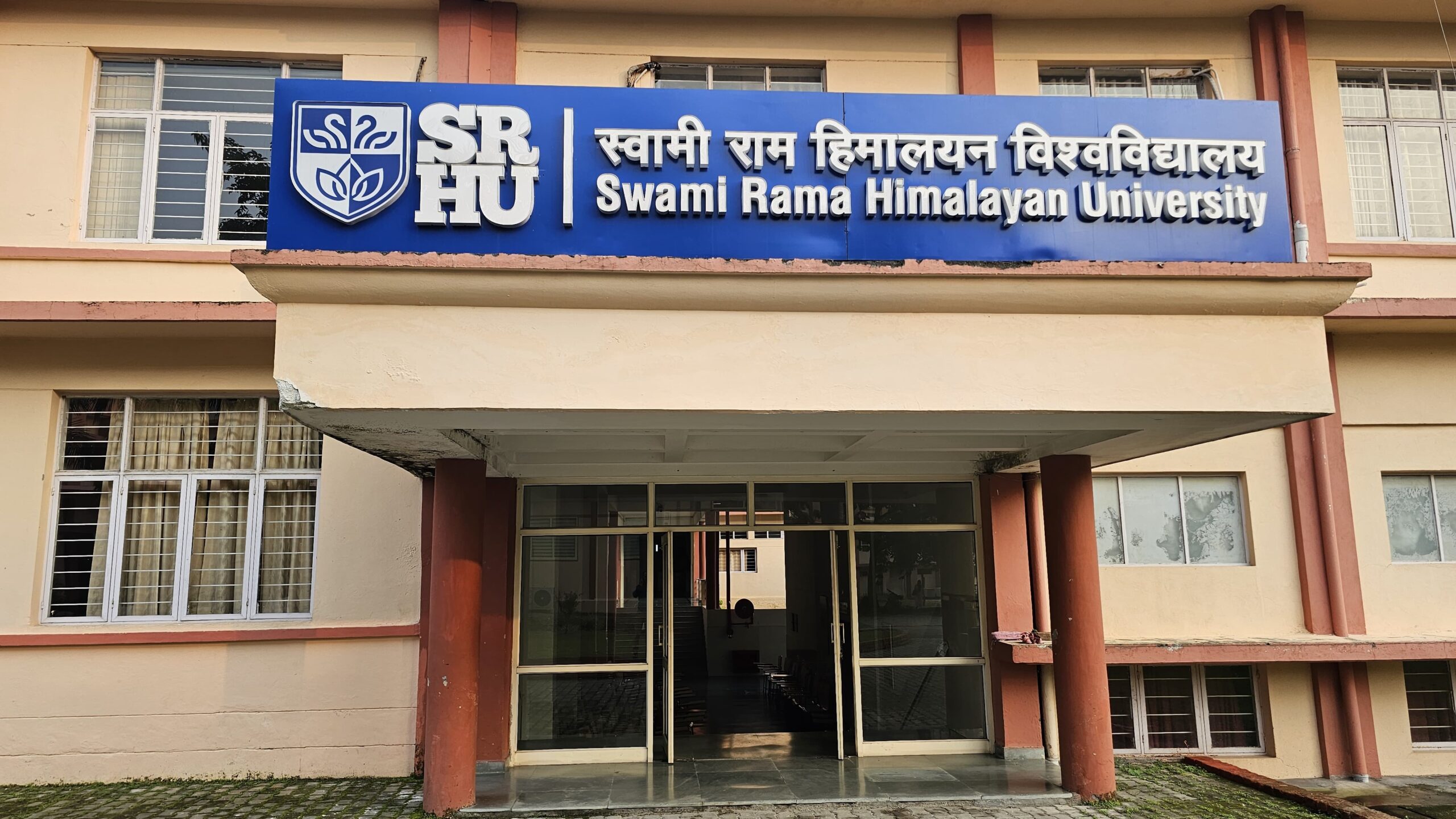 एसआरएचयू में हिमालयी जलधाराओं की चिंता से निकलेगा समाधान, विशेषज्ञ करेंगे सतत जल शासन पर मंथन